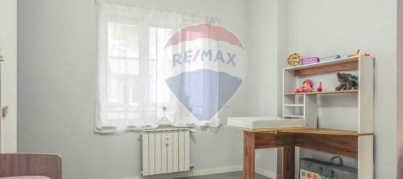 Apartamento T2 em Busto Arsizio, Italy N.º 270496 5