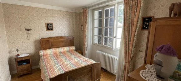 3 bedrooms House in Vienne, France No. 340576 9