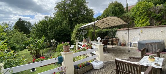 5 bedrooms House in Osny, France No. 177452 15