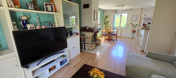 5 bedrooms House in Osny, France No. 177452 3