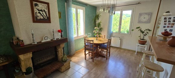 5 bedrooms House in Osny, France No. 177452 4