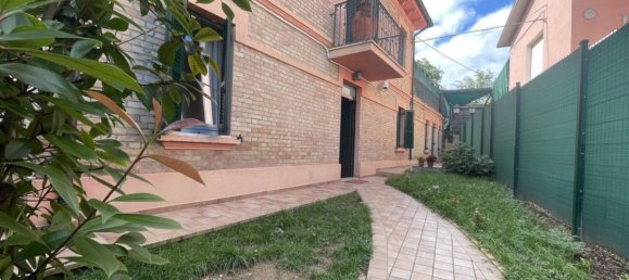 3 bedrooms House in Civitanova Marche, Italy No. 310294 7