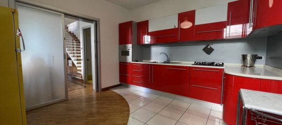 3 bedrooms House in Civitanova Marche, Italy No. 310294 18