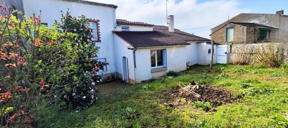 Casa de 5 dormitorios en Maine-et-Loire, France No. 98967 2