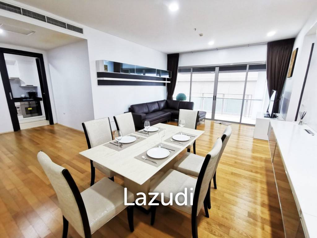 3 bedrooms Condo in Bangkok, Thailand No. 13171