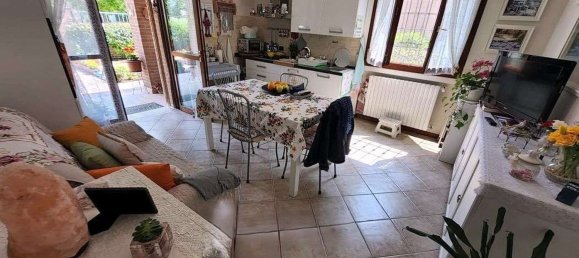 4 rooms Duplex in San Prospero, Italy No. 226892 3