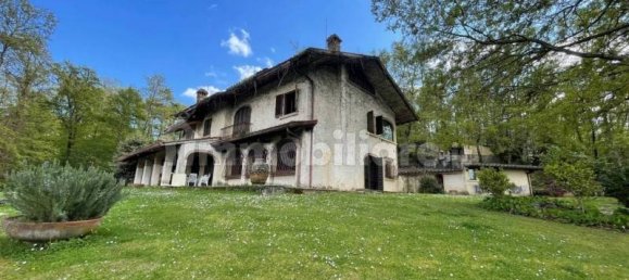 Villa de 3 dormitorios en Arezzo, Italy No. 90039 2