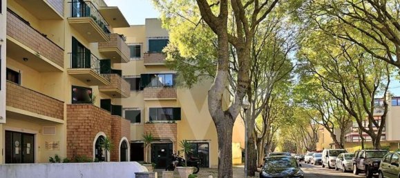 2 bedrooms Apartment in Cascais, Portugal No. 70224 2