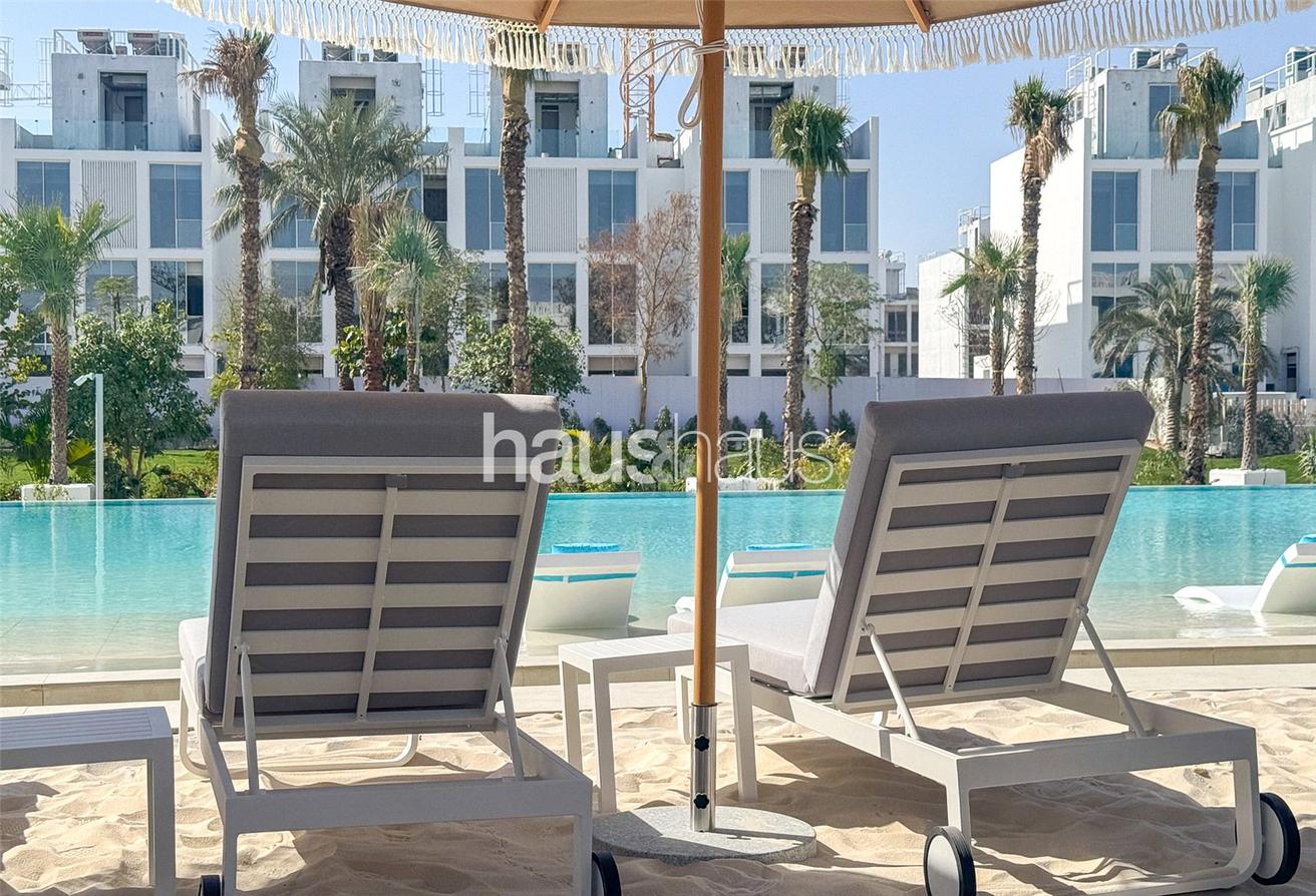 Adosado de 4 dormitorios en Al Barari, UAE No. 98616