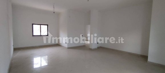 2-Zimmer Gewerbliche Immobilie in Scafati, Italy, Nr. 122198 6