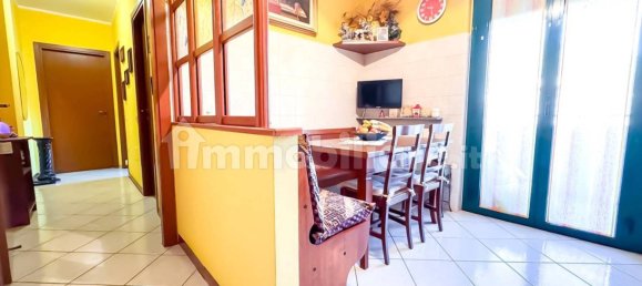 Квартира с 2 спальнями в Кайрате, Италия № 229541 3