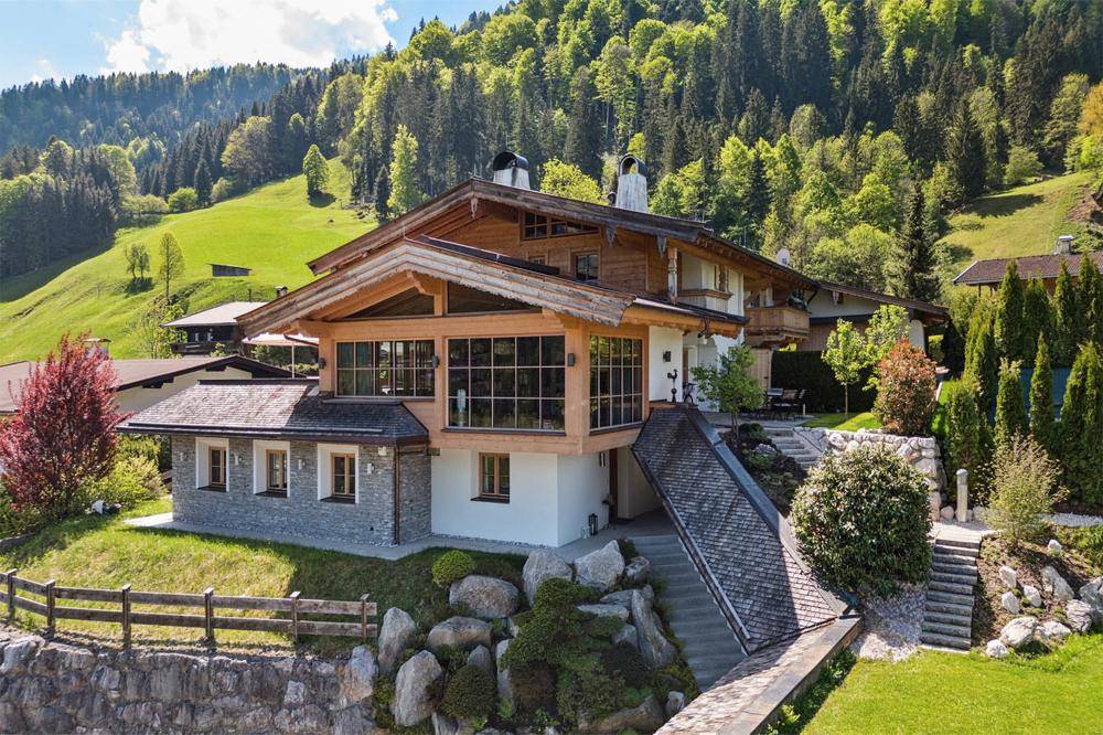 3 bedrooms House in Kitzbuhel, Austria No. 207323