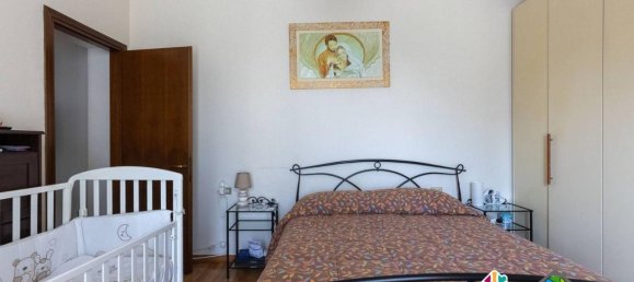 Квартира с 2 комнатами в Лиссоне, Италия № 30233 13