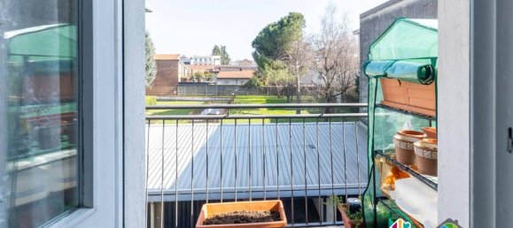 Квартира с 2 комнатами в Лиссоне, Италия № 30233 6