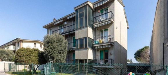 Квартира с 2 комнатами в Лиссоне, Италия № 30233 25