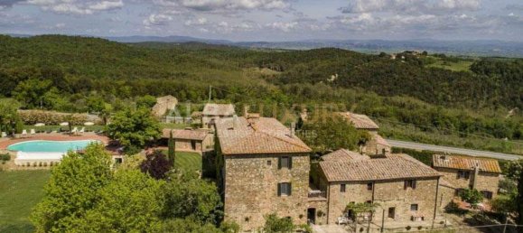 18 bedrooms Villa in Murlo, Italy No. 489 8