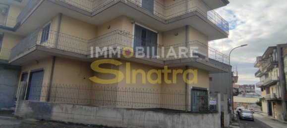 3-Zimmer Gewerbliche Immobilie in Paternò, Italy, Nr. 104183 6