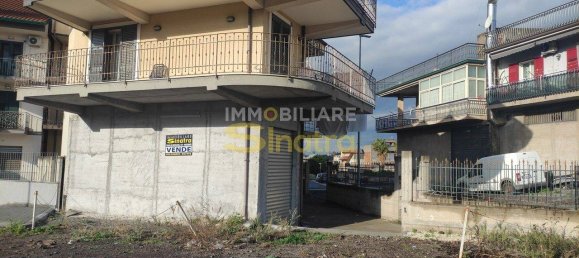 3-Zimmer Gewerbliche Immobilie in Paternò, Italy, Nr. 104183 5