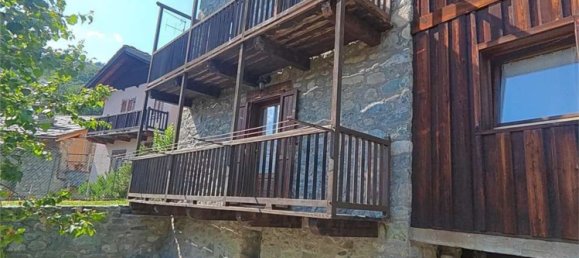 5 rooms Villa in Challand Saint Victor, Italy No. 310674 2