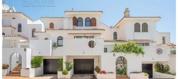 3 bedrooms Townhouse in Estepona, Spain No. 33165 3