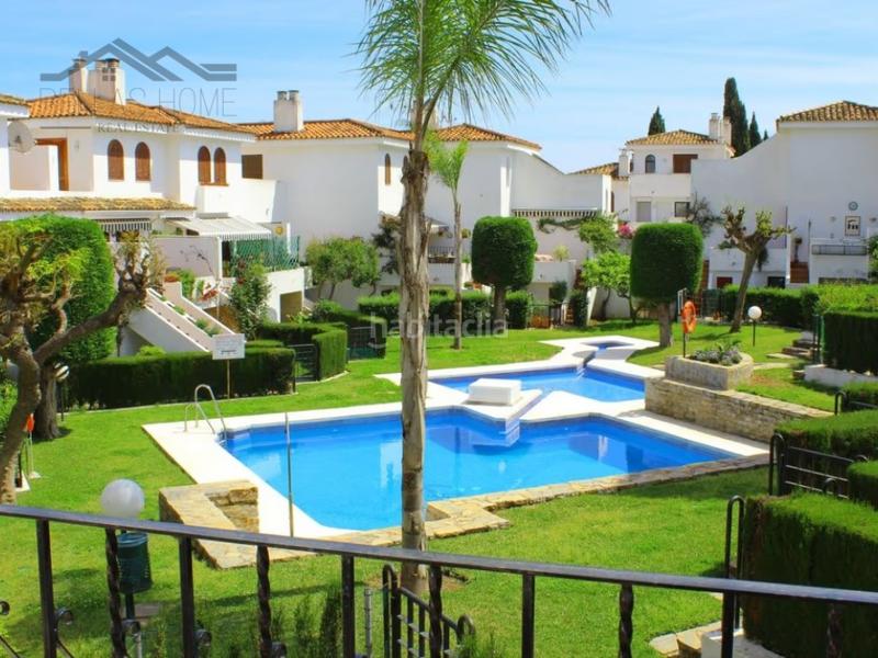 3 bedrooms Townhouse in Estepona, Spain No. 33165