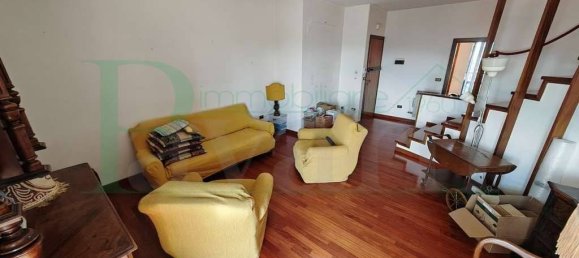 4 bedrooms Duplex in Rimini, Italy No. 284655 2