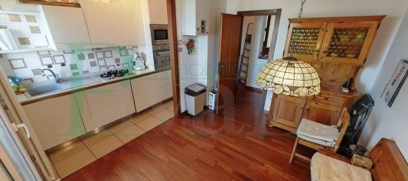 4 bedrooms Duplex in Rimini, Italy No. 284655 9