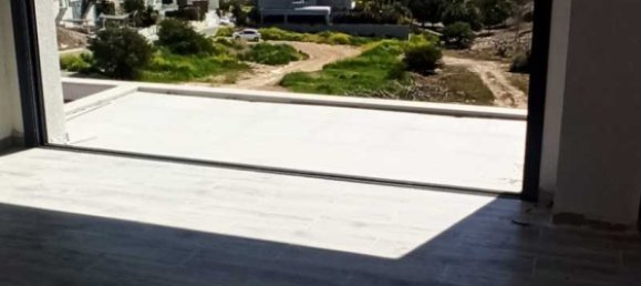 5 bedrooms Villa in Germasogeia, Cyprus No. 21426 2