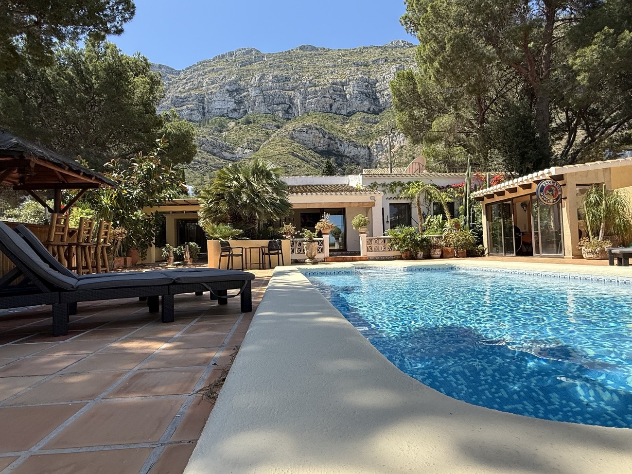 5 bedrooms Villa in Denia, Spain No. 189764