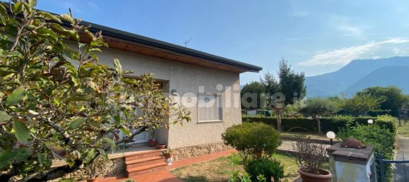 2 bedrooms Villa in Camaiore, Italy No. 323936 4