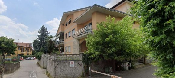 2-salle Appartement à Moncalieri, Italy No. 10389 4
