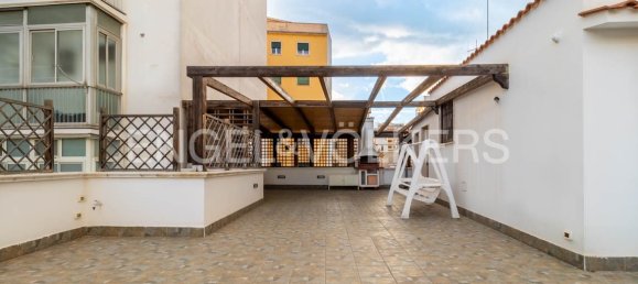 2 chambres Appartement à Bari, Italy No. 131603 19