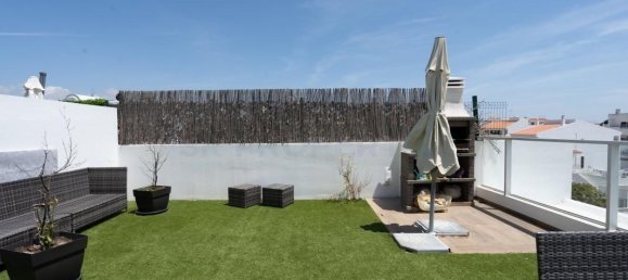 Дуплекс с 3 спальнями в Montenegro, Португалия № 239098 42