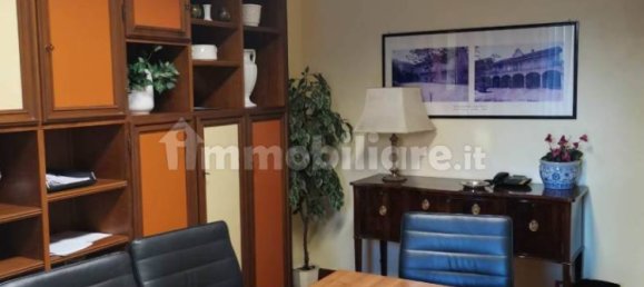 5 rooms Office in Turin, Italy No. 320207 8
