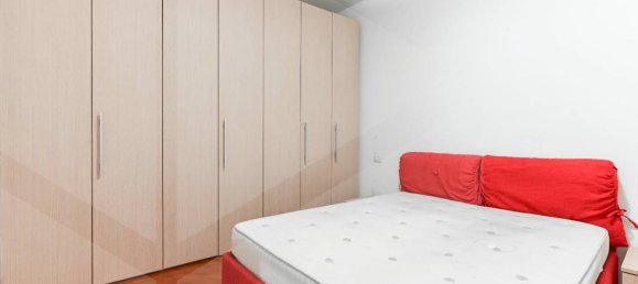 3-salle Appartement à Milan, Italy No. 241370 3