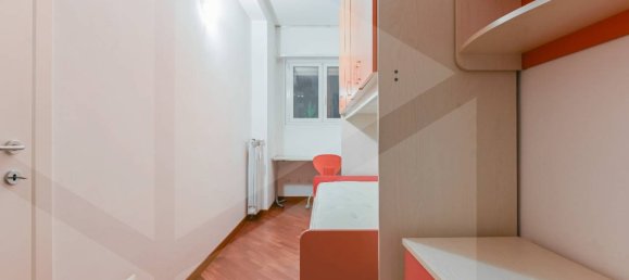 3-salle Appartement à Milan, Italy No. 241370 11