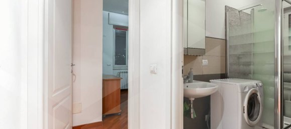 3-salle Appartement à Milan, Italy No. 241370 12
