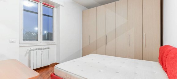 3-salle Appartement à Milan, Italy No. 241370 2