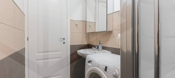 3-salle Appartement à Milan, Italy No. 241370 9