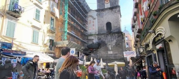 3 rooms Apartment in Naples, Italy No. 26501 3