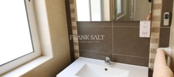 3 bedrooms Townhouse in Msida, Malta No. 9336 15