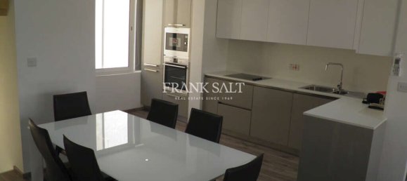 3 bedrooms Townhouse in Msida, Malta No. 9336 8