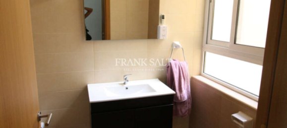 3 bedrooms Townhouse in Msida, Malta No. 9336 12