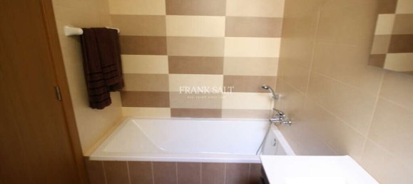 3 bedrooms Townhouse in Msida, Malta No. 9336 18