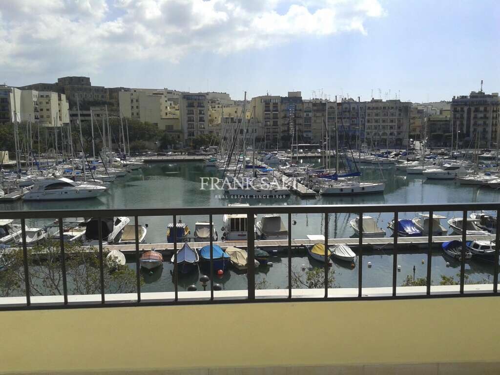 3 bedrooms Townhouse in Msida, Malta No. 9336