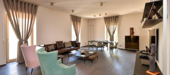 2-salle Bâtiment à Grottaglie, Italy No. 163905 3