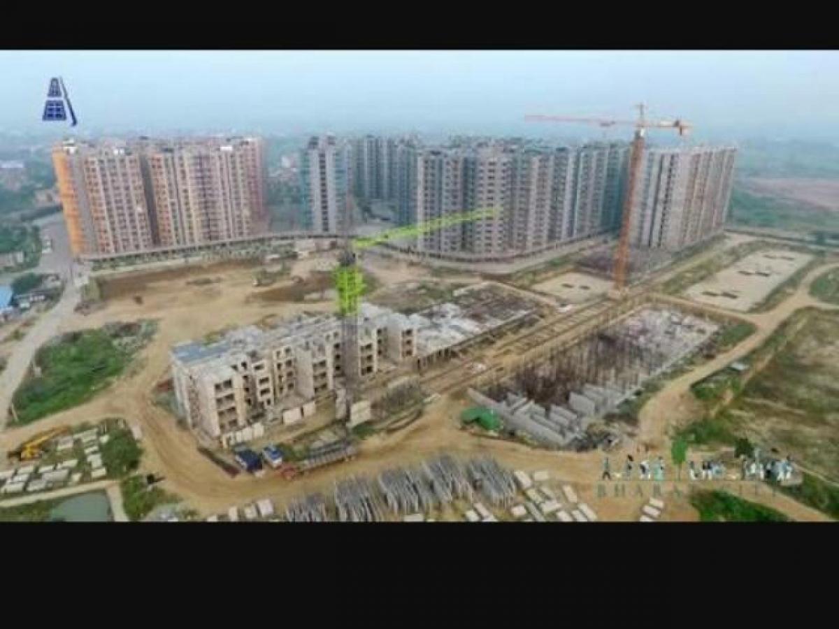 2 bedrooms House in Ghaziabad, India No. 53975