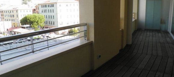 2 rooms Apartment in Savona, Italy No. 100252 4
