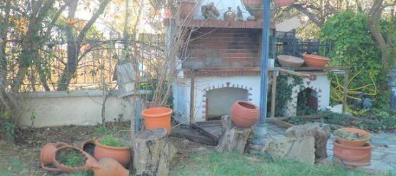 700m² Property in Thessaloniki, Greece No. 4671 5