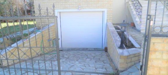 700m² Property in Thessaloniki, Greece No. 4671 4